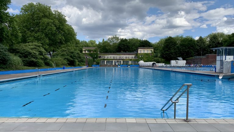 GRÜNE wollen Onlineticketsystem im Freibad weiter verbessern
